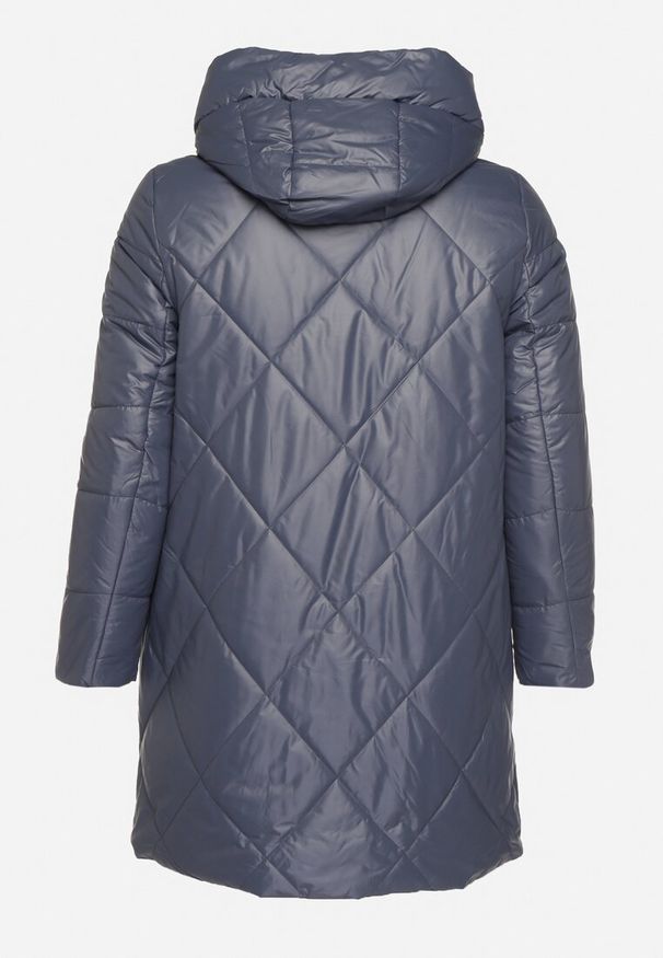 Born2be - Niebieska Długa Pikowana Kurtka z Kapturem i Dwustronnym Suwakiem Eritha. Okazja: na co dzień. Typ kołnierza: kaptur. Kolekcja: plus size. Kolor: niebieski. Materiał: jeans. Długość rękawa: długi rękaw. Długość: długie. Styl: elegancki, casual