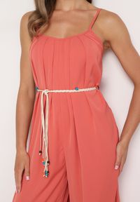 Born2be - Czerwony Kombinezon na Cienkich Regulowanych Ramiączkach ze Ściągaczem w Talii Huetta. Okazja: na co dzień. Kolor: czerwony. Materiał: jeans. Długość rękawa: na ramiączkach. Długość: długie. Styl: elegancki, casual #7