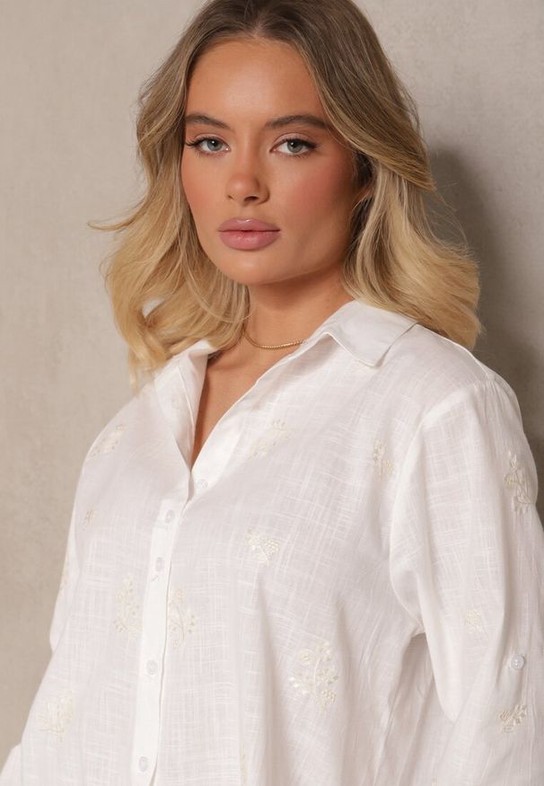 Renee - Biała Koszula z Bawełny z Regulacją przy Rękawach Dorione. Okazja: na co dzień, do pracy. Typ kołnierza: kołnierzyk klasyczny. Kolor: biały. Materiał: bawełna. Styl: casual, elegancki, klasyczny