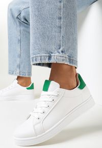Born2be - Biało-Zielone Sneakersy z Małymi Wstawkami na Języku i Zapiętku Deneld. Kolor: biały #2