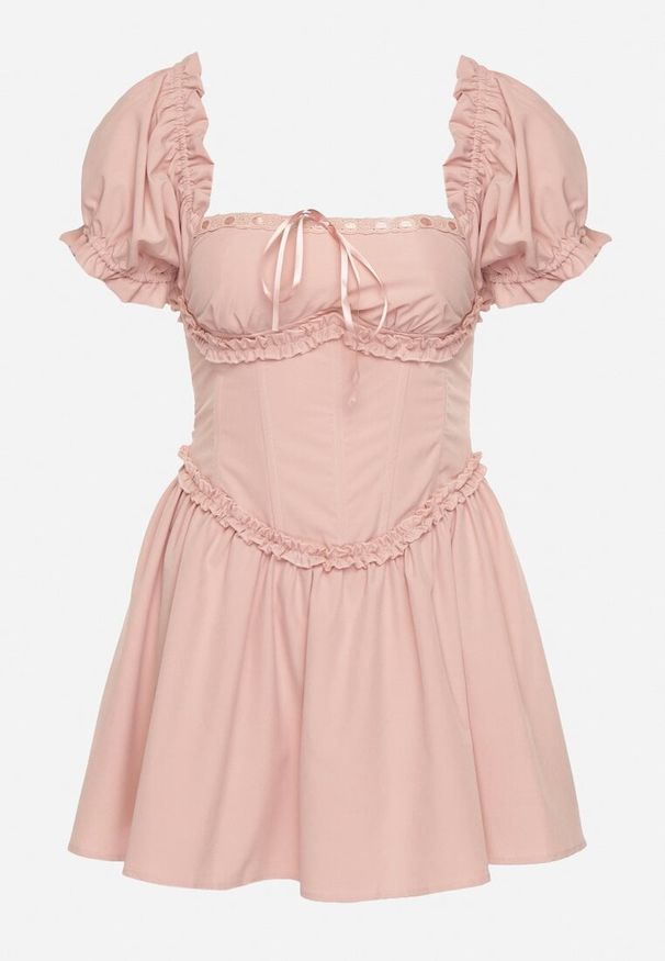 Born2be - Różowa Sukienka Vices w Rustykalnym Stylu z Gorsetowym Wiązaniem Tolaviela. Okazja: na spacer, na imprezę. Typ kołnierza: dekolt gorset. Kolor: różowy. Materiał: jeans. Wzór: aplikacja. Typ sukienki: gorsetowe. Styl: elegancki