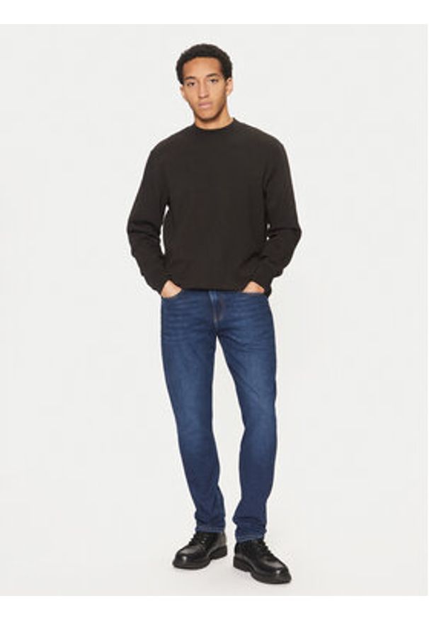 Calvin Klein Jeans Bluza Interlock J30J326754 Czarny Regular Fit. Kolor: czarny. Materiał: bawełna