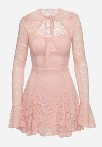 Born2be - Jasnoróżowa Rozkloszowana Sukienka Koktajlowa z Koronką i Bolerkiem Eyrfedi. Okazja: na randkę, na ślub cywilny, na wesele. Kolor: różowy. Materiał: koronka. Długość rękawa: na ramiączkach. Wzór: koronka. Styl: wizytowy #2
