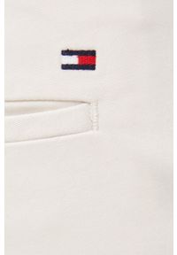 TOMMY HILFIGER - Tommy Hilfiger spodnie męskie kolor beżowy w fasonie chinos. Kolor: beżowy. Materiał: bawełna #3