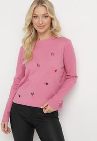 Born2be - Różowy Sweter z Kaszmirem i Naszywkami w Serca Juviena. Kolor: różowy. Materiał: kaszmir. Wzór: aplikacja #1