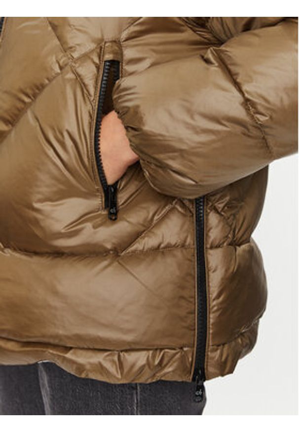 Deha Kurtka puchowa D93581 Brązowy Regular Fit. Kolor: brązowy. Materiał: syntetyk, puch