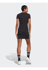 Adidas - adidas Sukienka codzienna Essentials 3-Stripes Tee Dress IC8785 Czarny Fitted Fit. Okazja: na co dzień. Kolor: czarny. Materiał: bawełna. Typ sukienki: proste. Styl: casual #5