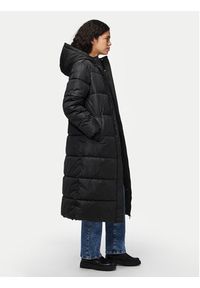 Pieces Kurtka zimowa Maddie 17150937 Czarny Regular Fit. Kolor: czarny. Materiał: syntetyk. Sezon: zima