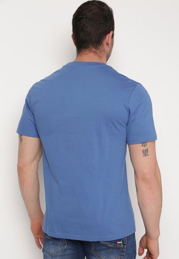 Born2be - Niebieska Koszulka T-shirt Bawełniany z Krótkim Rękawem Ereena. Kolor: niebieski. Materiał: bawełna. Długość rękawa: krótki rękaw. Długość: krótkie