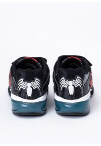 Geox - Sneakersy dziecięce czarne GEOX J Bayonyc Marvel Venom Boy. Zapięcie: sznurówki. Kolor: czarny. Materiał: materiał, tkanina, skóra. Szerokość cholewki: normalna. Wzór: motyw z bajki #4