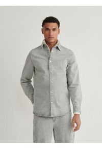 Reserved - Denimowa koszula comfort fit - jasnoszary. Kolor: szary. Materiał: denim #1