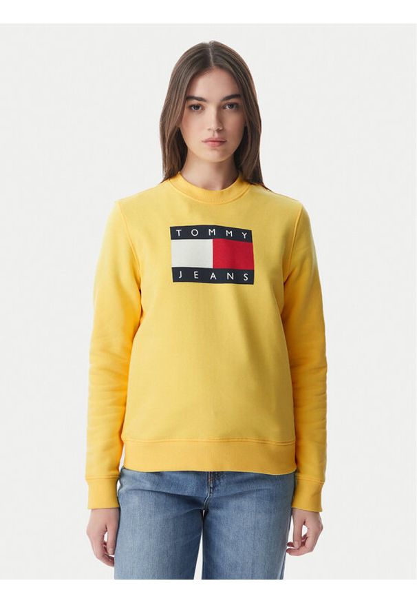 Tommy Jeans Bluza Flag DW0DW22564 Żółty jasny Regular Fit. Kolor: żółty. Materiał: bawełna