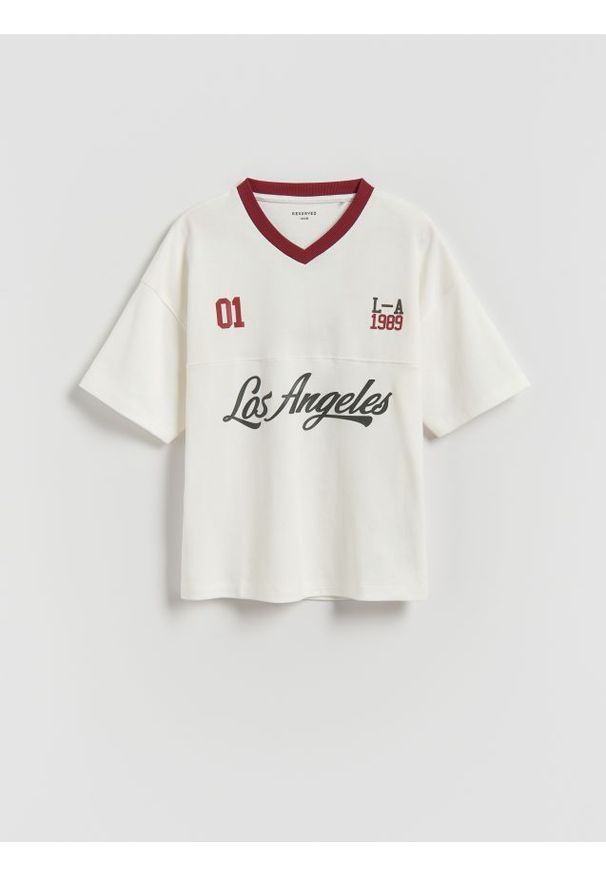 Reserved - Bawełniany t-shirt - złamana biel. Materiał: bawełna