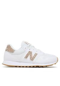 Buty do chodzenia damskie New Balance 500. Zapięcie: sznurówki. Kolor: biały. Materiał: materiał. Szerokość cholewki: normalna. Sport: turystyka piesza