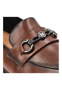 Mokasyny damskie Vinceza, skóra naturalna wsuwany fason klasyczny loafer ozdobna klamra stabilny niski obcas solidna podeszwa, brązowe, 39991. Okazja: na co dzień. Zapięcie: klamry. Kolor: brązowy. Materiał: skóra. Obcas: na obcasie. Styl: klasyczny. Wysokość obcasa: niski #7