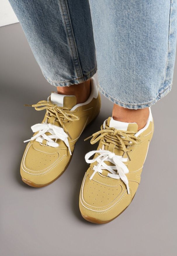 Born2be - Żółte Sneakersy z Podwójnymi Sznurowadłami i Przeszyciami Teleritia. Kolor: żółty. Materiał: materiał. Obcas: na płaskiej podeszwie