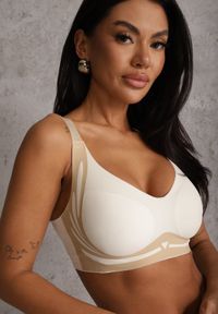 Renee - Jasnobeżowy Biustonosz z Zapięciem na Haftki Oledis. Kolor: beżowy #1