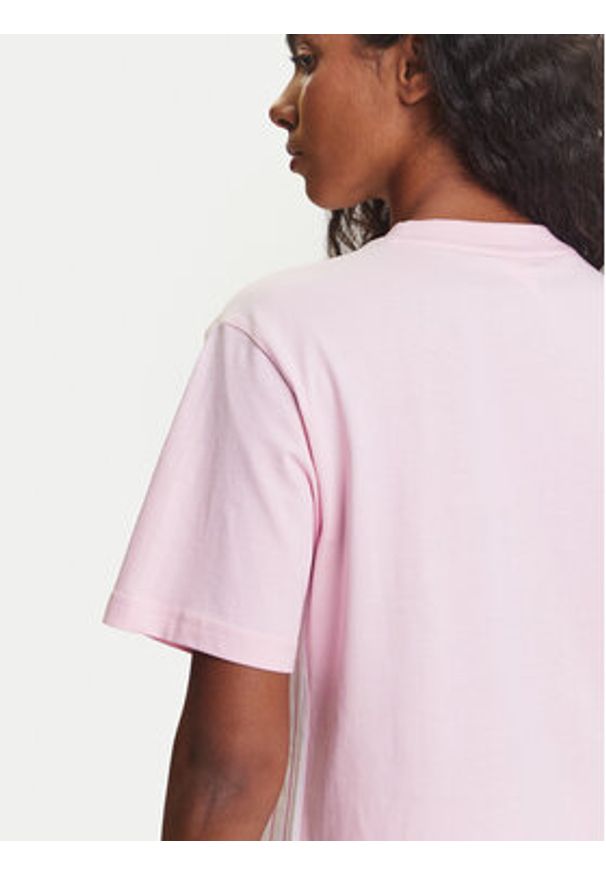 Adidas - adidas T-Shirt Essentials 3-Stripes JE1226 Różowy Regular Fit. Kolor: różowy. Materiał: bawełna