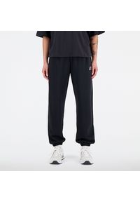 Spodnie damskie New Balance WP33504BK – czarne. Kolor: czarny. Materiał: bawełna, dresówka, poliester, prążkowany