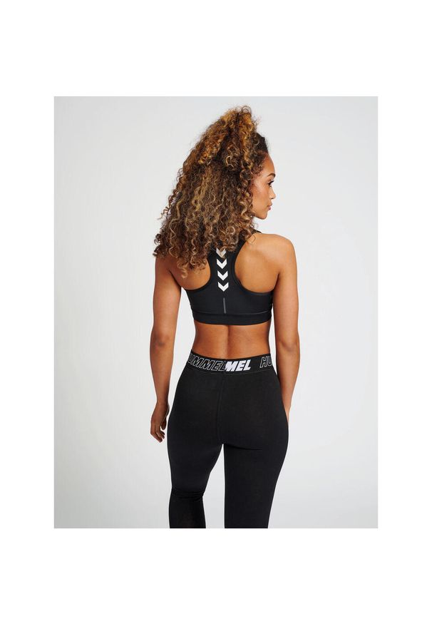 Damski biustonosz sportowy Hummel TE Tola. Kolor: czarny. Materiał: jersey. Sport: fitness
