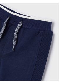 Mayoral Spodnie dresowe 719 Granatowy Regular Fit. Kolor: niebieski. Materiał: bawełna #2