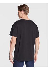 Hugo T-Shirt Linked 50480246 Czarny Regular Fit. Kolor: czarny. Materiał: bawełna #4