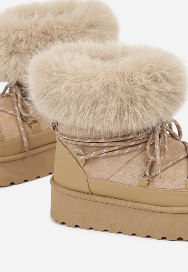 Born2be - Ciemnobeżowe Śniegowce na Grubej Podeszwie z Futerkiem Tesila. Okazja: na co dzień. Kolor: beżowy. Materiał: futro. Styl: casual