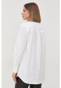 Karl Lagerfeld koszula bawełniana 221W1661 damska kolor biały regular z kołnierzykiem klasycznym. Okazja: na co dzień. Typ kołnierza: kołnierzyk klasyczny. Kolor: biały. Materiał: bawełna. Styl: klasyczny #2