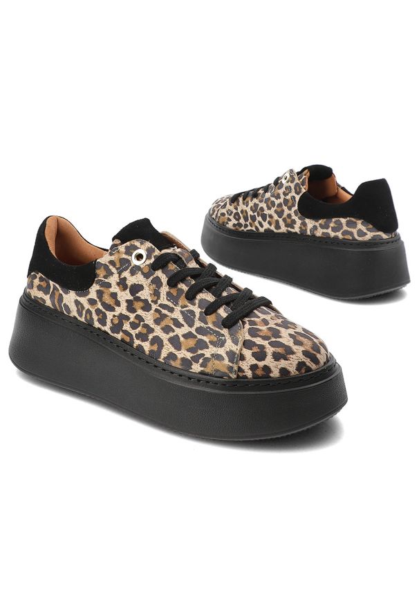 Panterka Sneakersy Armodo Damskie Obuwie Premium. Zapięcie: sznurówki. Kolor: czarny. Materiał: zamsz. Wzór: motyw zwierzęcy. Obcas: na platformie