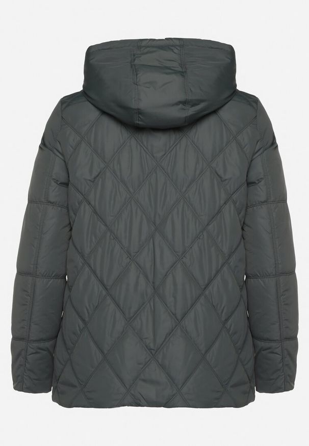 Born2be - Ciemnozielona Pikowana Kurtka z Kapturem i Ozdobnymi Suwakami Carnaye. Okazja: na co dzień, na spacer. Typ kołnierza: kaptur. Kolekcja: plus size. Kolor: zielony. Materiał: jeans. Styl: sportowy, casual, elegancki