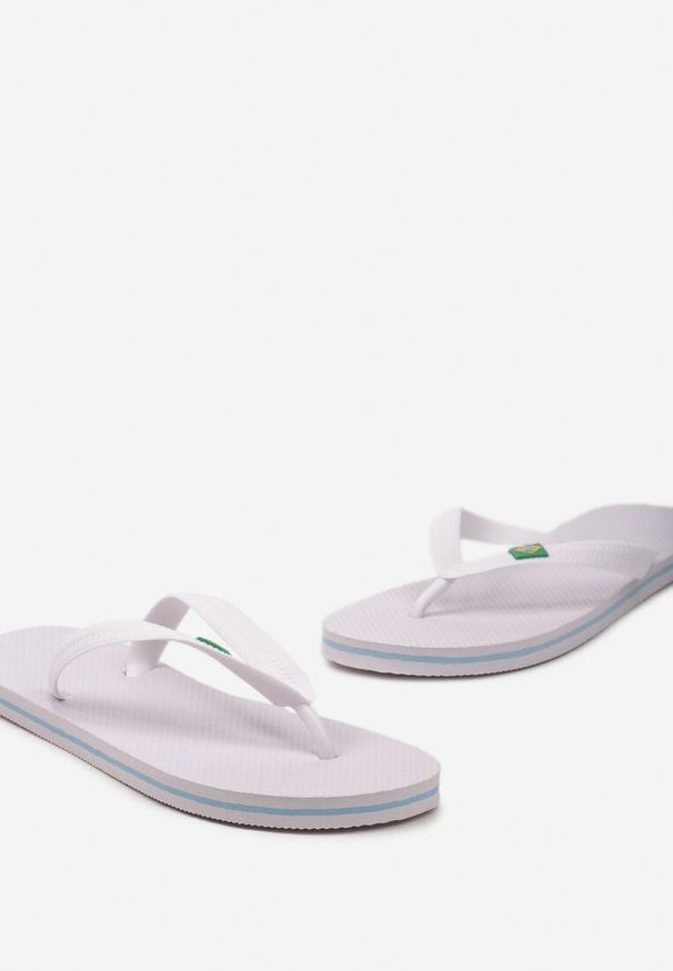 Born2be - Białe Japonki w Stylu Basenowym z Cienkimi Paseczkami Snofla. Nosek buta: otwarty. Kolor: biały. Sezon: lato. Obcas: na obcasie. Styl: elegancki. Wysokość obcasa: niski