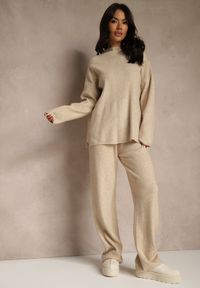 Renee - Jasnobeżowy Komplet Oversize z Dzianiny z Wełną Sweter i Szerokie Spodnie Alenria. Kolor: beżowy. Materiał: wełna, dzianina