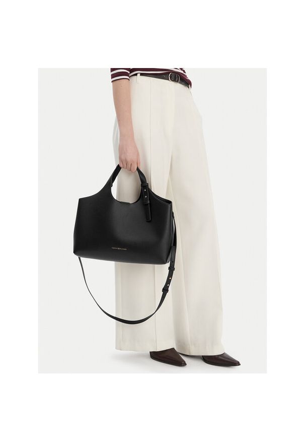 TOMMY HILFIGER - Torebka Tommy Hilfiger. Kolor: czarny