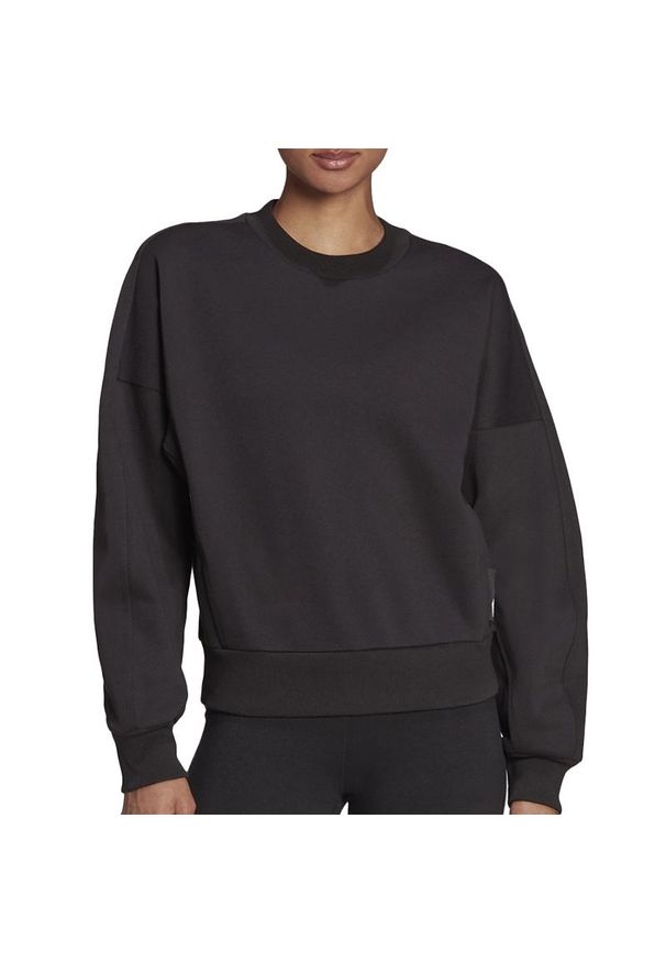 Adidas - Bluza adidas Sportswear Studio Lounge Fleece HE0424 - czarna. Kolor: czarny. Materiał: bawełna, poliester, materiał, dresówka. Wzór: aplikacja. Styl: sportowy
