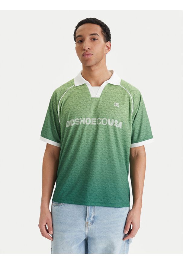 DC Shoes T-Shirt Soccer EDYKT03546 Zielony Boxy Fit. Kolor: zielony. Materiał: syntetyk