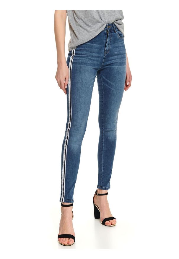 TOP SECRET - Spodnie jeansowe skinny z ozdobną taśmą. Kolor: niebieski. Materiał: jeans. Wzór: aplikacja. Sezon: jesień. Styl: elegancki
