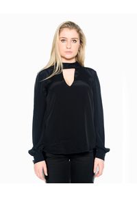 CRISTINAEFFE MILANO - Czarna koszula z wycięciem na plecach. Okazja: do pracy. Kolor: czarny. Materiał: jedwab, materiał. Długość rękawa: długi rękaw. Długość: długie. Wzór: aplikacja. Styl: klasyczny, elegancki #2