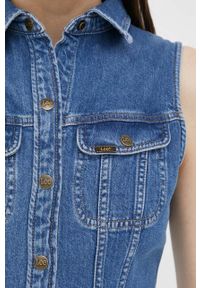 Lee sukienka jeansowa kolor granatowy mini dopasowana. Kolor: niebieski. Materiał: jeans. Typ sukienki: dopasowane. Długość: mini #2