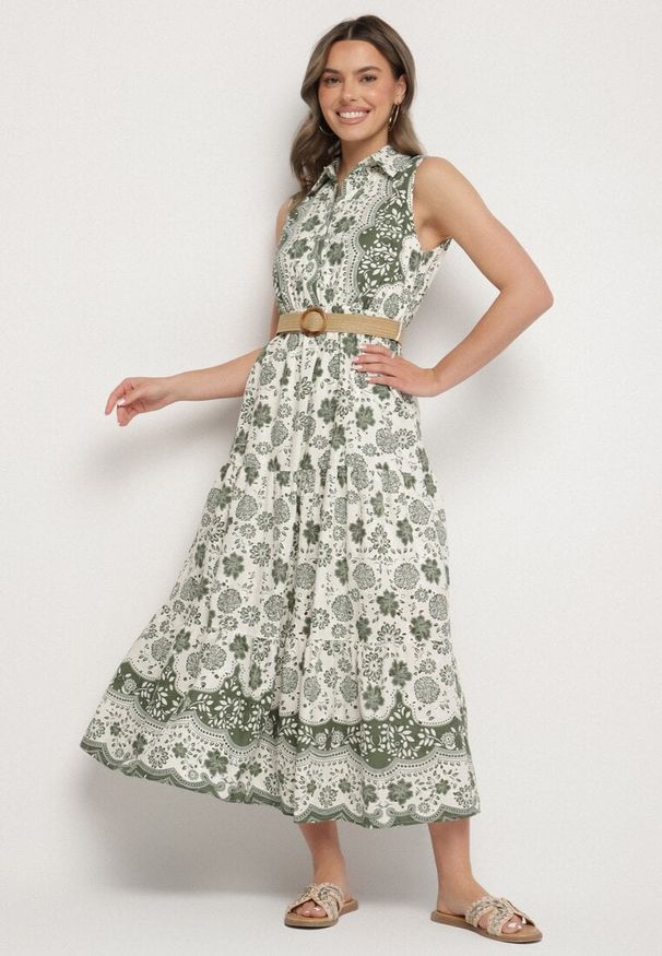 Born2be - Zielona Bawełniana Sukienka o Koszulowym Kroju Bez Rękawów z Paskiem Mirulenia. Okazja: na co dzień. Typ kołnierza: dekolt w kształcie V. Kolor: zielony. Materiał: bawełna. Długość rękawa: bez rękawów. Wzór: aplikacja, haft, kwiaty. Typ sukienki: koszulowe. Styl: casual