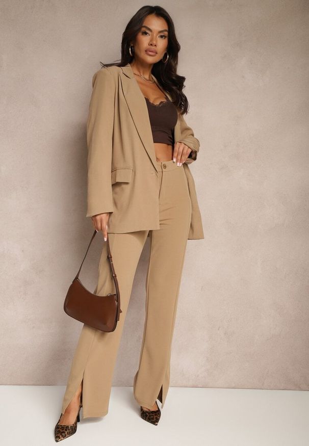 Renee - Ciemnobeżowe Spodnie z Wiskozą High Waist w Eleganckim Stylu Tatariela. Okazja: na spotkanie biznesowe, na co dzień. Stan: podwyższony. Kolor: beżowy. Materiał: wiskoza. Styl: elegancki