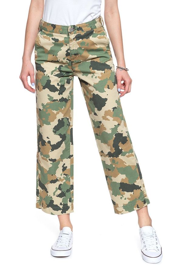 Lee - SPODNIE DAMSKIE LEE WIDE LEG CAMOUFLAGE L31GCW03. Kolor: wielokolorowy