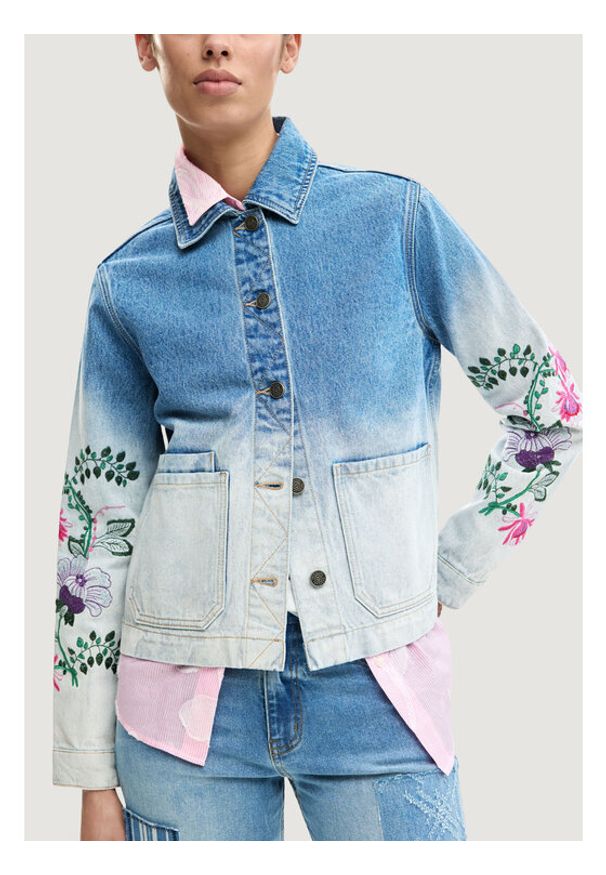 Desigual Kurtka jeansowa Dakota 26SWED16 Błękitny Regular Fit. Kolor: niebieski. Materiał: bawełna