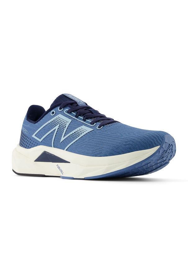 Buty damskie New Balance FuelCell Propel v5 WFCPRLH5 – niebieskie. Okazja: na co dzień. Kolor: niebieski. Materiał: poliester, syntetyk, materiał, guma. Szerokość cholewki: normalna. Sport: bieganie, fitness