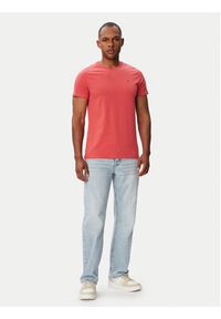 Tommy Jeans T-Shirt DM0DM04411 Czerwony Slim Fit. Kolor: czerwony. Materiał: bawełna #7