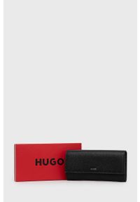Hugo - HUGO portfel skórzany damski kolor czarny. Kolor: czarny. Materiał: skóra. Wzór: gładki