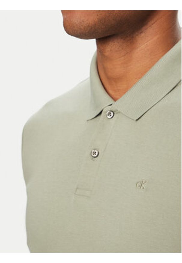 Calvin Klein Polo LV04LC254G Khaki Slim Fit. Typ kołnierza: polo. Kolor: brązowy. Materiał: bawełna