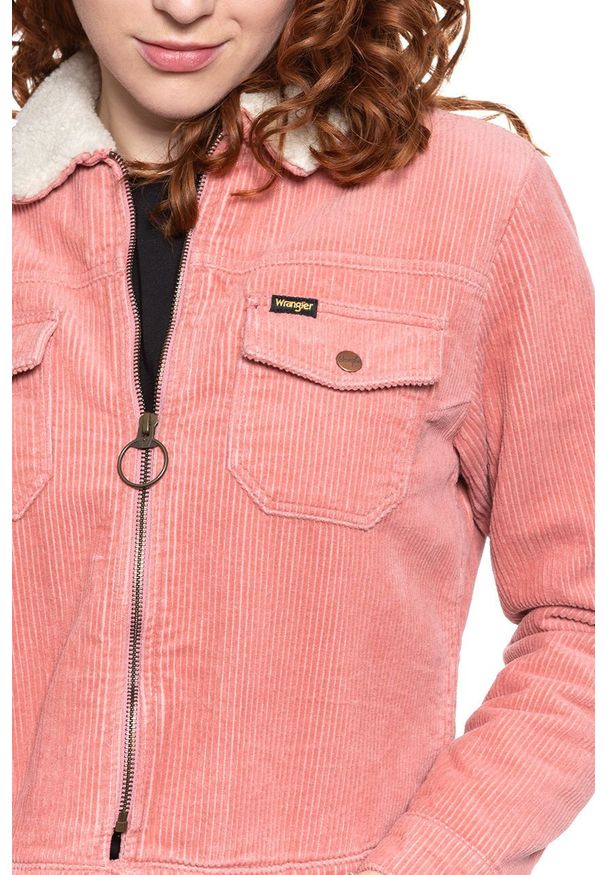 Wrangler - DAMSKA KURTKA ZIMOWA WRANGLER CARPENTER JACKET BRAND APRICOT W420UPP06 112128803. Sezon: zima