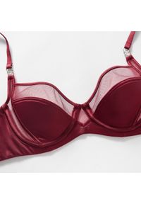 Intica - Zestaw bielizny z siateczką zapewniający wygodę i wsparcie Marvis. Kolor: czerwony. Materiał: materiał #5