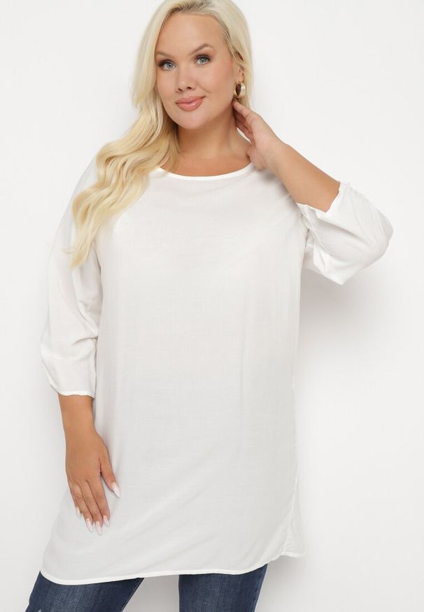 Born2be - Biała Klasyczna Tunika z Marszczonymi Rękawami Evianas. Okazja: na co dzień. Kolor: biały. Styl: klasyczny