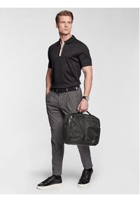 Guess Torba na laptopa Voyager HMVOYA P2415 Czarny. Kolor: czarny. Materiał: materiał #5
